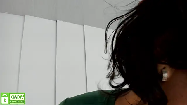 Snapshot of sexychanell_18 chatting on 03/07/25, 06:54 sexychanell 18 online show from 03/07/25, 06:54