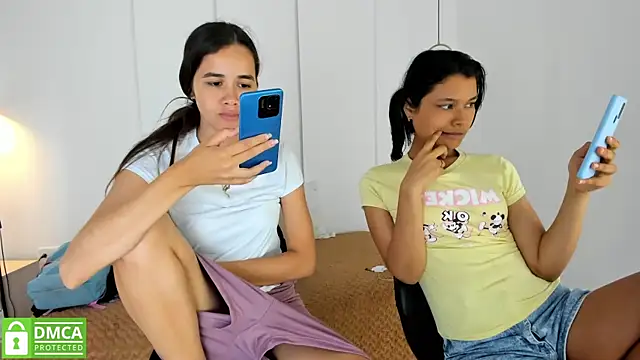 Snapshot of sexychanell_18 chatting on 03/21/25, 12:50 sexychanell 18 online show from 03/21/25, 12:50