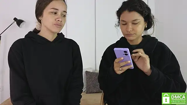 Snapshot of sexychanell_18 chatting on 10/11/25, 01:09 sexychanell 18 online show from 10/11/25, 01:09