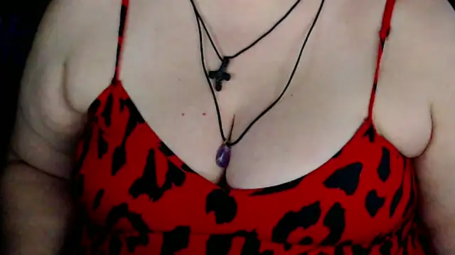 Snapshot of mayasmith chatting on 01/14/26, 06:52 mayasmith online show from 01/14/26, 06:52