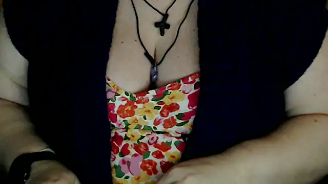 Snapshot of mayasmith chatting on 03/21/26, 03:26 mayasmith online show from 03/21/26, 03:26