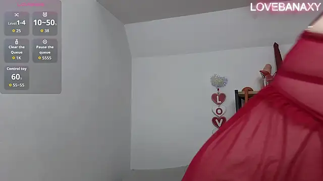 Snapshot of Love-Banaxy chatting on 12/23/25, 09:07 Love-Banaxy online show from 12/23/25, 09:07