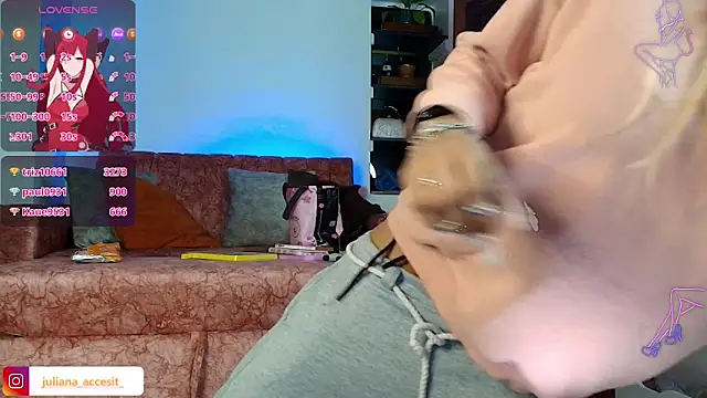 caroline cossei online show from 02/14/26, 07:05