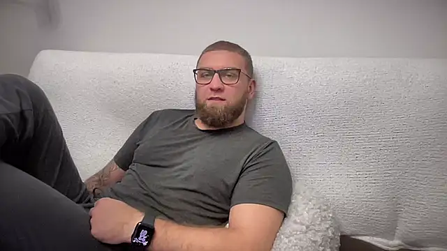 Snapshot of Bear_bear_ chatting on 12/11/24, 07:03 Bear bear  online show from 12/11/24, 07:03