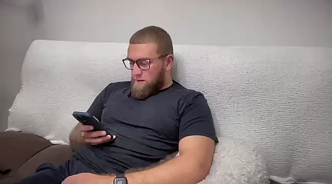 Snapshot of Bear_bear_ chatting on 12/12/24, 08:21 Bear bear  online show from 12/12/24, 08:21