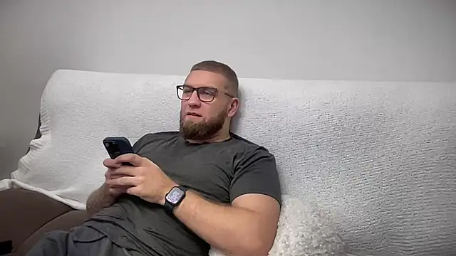 Snapshot of Bear_bear_ chatting on 12/19/24, 07:40 Bear bear  online show from 12/19/24, 07:40