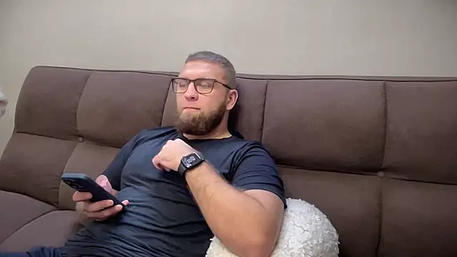 Snapshot of Bear_bear_ chatting on 12/26/24, 07:45 Bear bear  online show from 12/26/24, 07:45