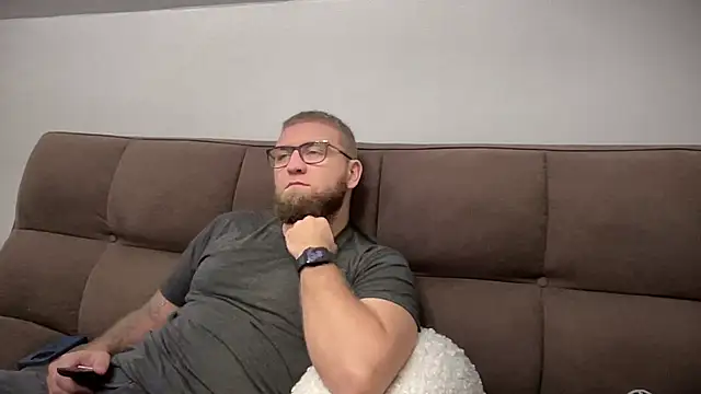 Snapshot of Bear_bear_ chatting on 12/29/24, 04:48 Bear bear  online show from 12/29/24, 04:48