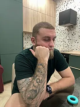 Snapshot of Bear_bear_ chatting on 03/03/25, 10:42 Bear bear  online show from 03/03/25, 10:42