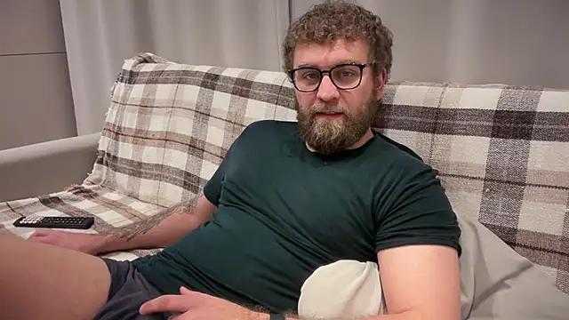Bear bear  online show from 05/07/26, 11:04
