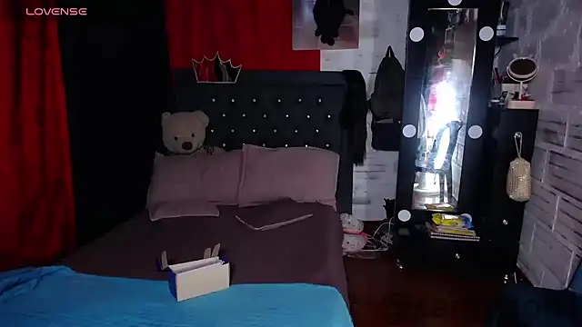 Snapshot of samy_doll chatting on 11/02/25, 02:03 samy doll online show from 11/02/25, 02:03