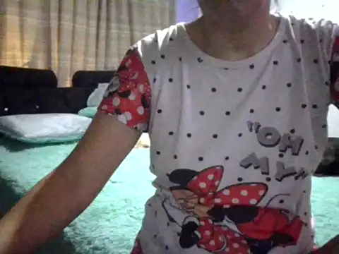 Snapshot of RAYA_1 chatting on 12/13/24, 12:31 RAYA 1 online show from 12/13/24, 12:31