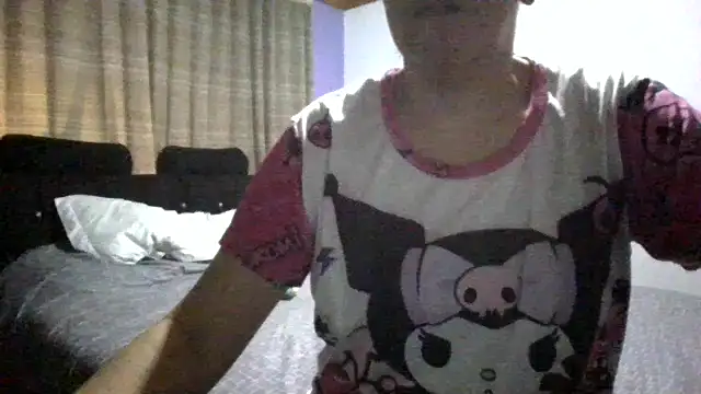 Snapshot of RAYA_1 chatting on 01/15/25, 12:41 RAYA 1 online show from 01/15/25, 12:41