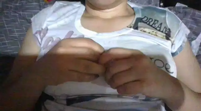 Snapshot of RAYA_1 chatting on 02/08/25, 12:49 RAYA 1 online show from 02/08/25, 12:49