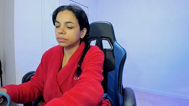 victoriachicas online show from 01/20/25, 08:30