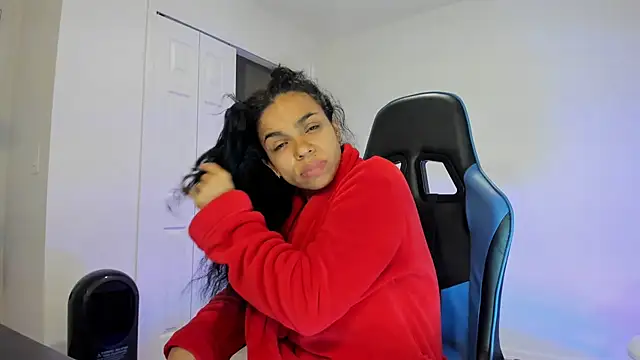 victoriachicas online show from 01/31/25, 08:43