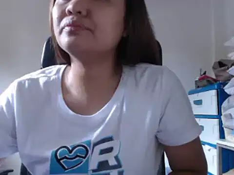 Snapshot of xTheLastVIRGINx chatting on 01/08/25, 06:09 xTheLastVIRGINx online show from 01/08/25, 06:09