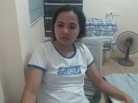 Snapshot of xTheLastVIRGINx chatting on 04/07/26, 03:45 xTheLastVIRGINx online show from 04/07/26, 03:45