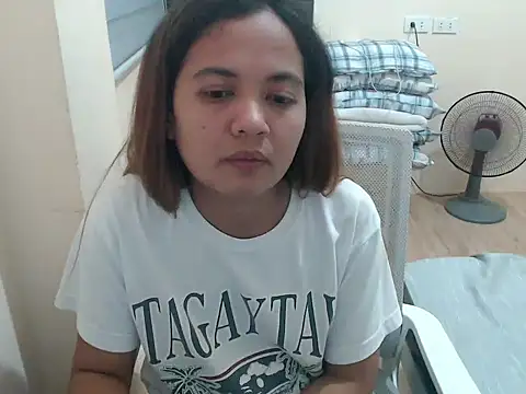 Snapshot of xTheLastVIRGINx chatting on 04/09/26, 03:06 xTheLastVIRGINx online show from 04/09/26, 03:06