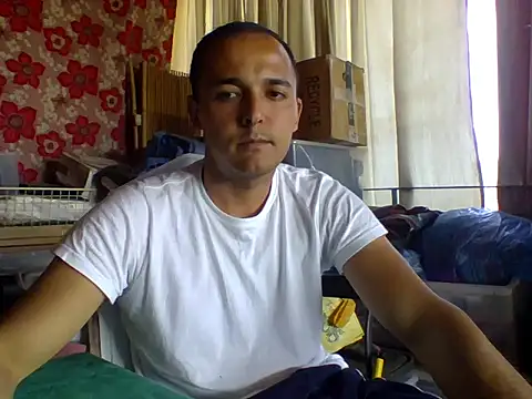 Snapshot of Vyrgin_boy chatting on 04/07/26, 02:28 Vyrgin boy online show from 04/07/26, 02:28