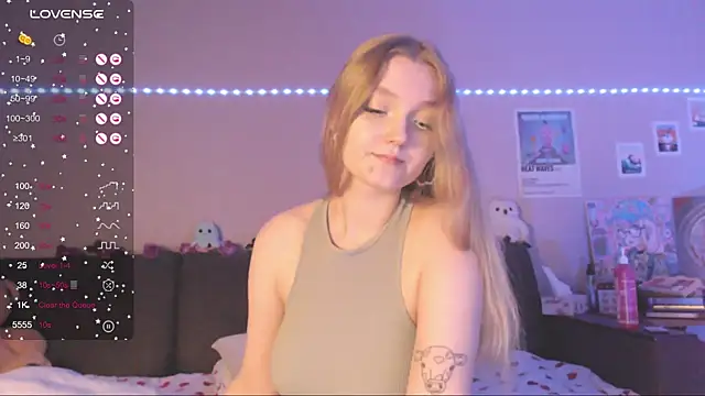 Snapshot of MiaMiaMeow chatting on 02/16/25, 05:04 MiaMiaMeow online show from 02/16/25, 05:04