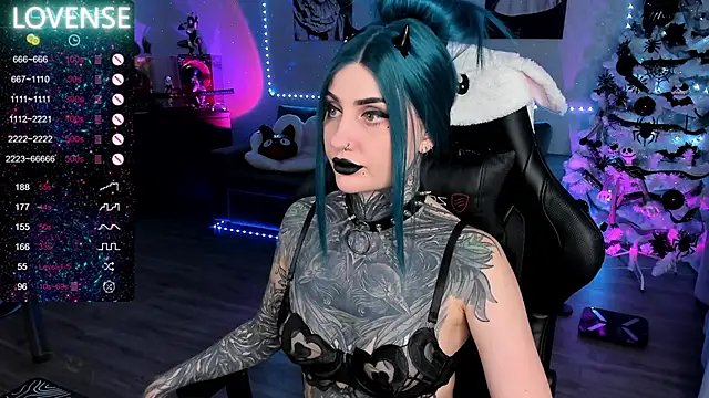 Snapshot of RachelQueen_ chatting on 01/19/25, 06:31 RachelQueen  online show from 01/19/25, 06:31