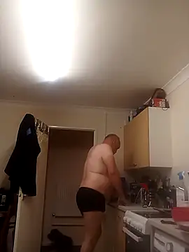 bigboy197311 online show from 10/11/25, 06:01