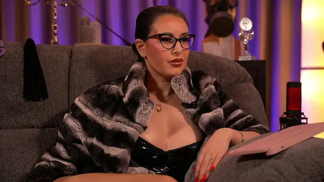 kelly kent online show from 01/25/25, 01:54