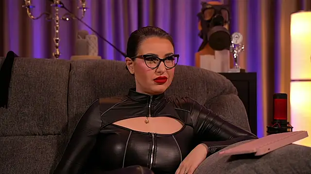 kelly kent online show from 02/03/25, 12:25