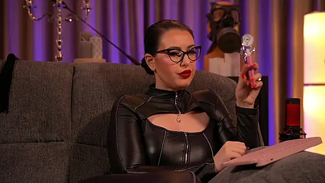 kelly kent online show from 02/03/25, 03:31