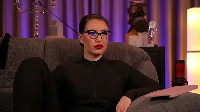 kelly kent online show from 02/03/25, 10:54