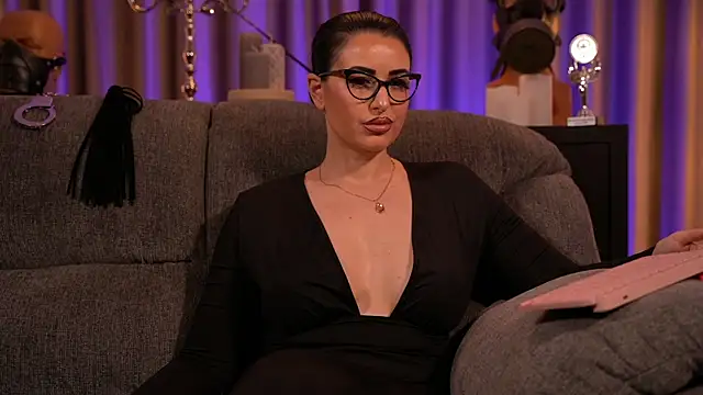 kelly kent online show from 03/04/25, 03:22