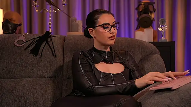 kelly kent online show from 03/09/25, 06:28