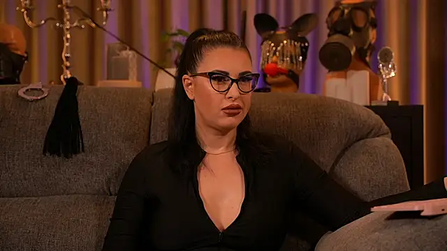 kelly kent online show from 09/11/25, 10:54