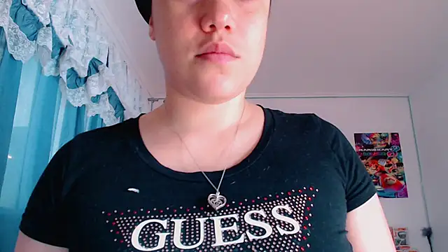 Emmy Ruiz online show from 12/11/24, 05:26