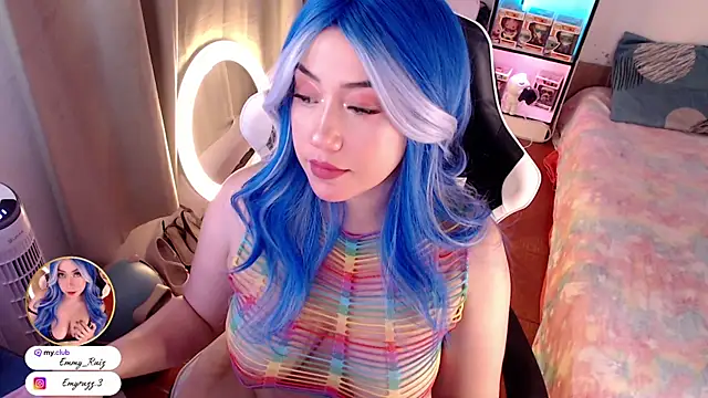 Emmy Ruiz online show from 10/05/25, 09:45