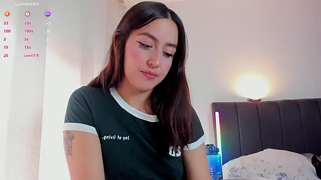 Snapshot of catimore chatting on 09/26/25, 04:22 catimore online show from 09/26/25, 04:22