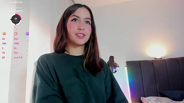 Snapshot of catimore chatting on 10/24/25, 03:19 catimore online show from 10/24/25, 03:19