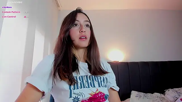 Snapshot of catimore chatting on 11/11/25, 03:01 catimore online show from 11/11/25, 03:01