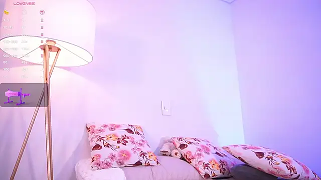 lara giraldo online show from 01/25/25, 01:43