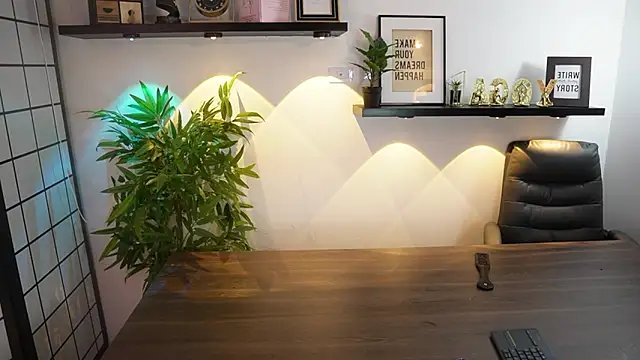 Snapshot of Scarlett_collins02 chatting on 04/06/26, 04:46 Scarlett collins02 online show from 04/06/26, 04:46