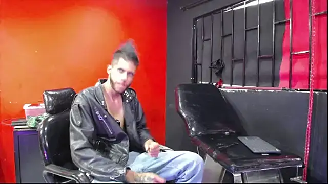 Snapshot of Master_rudeboy chatting on 12/14/24, 09:35 Master rudeboy online show from 12/14/24, 09:35