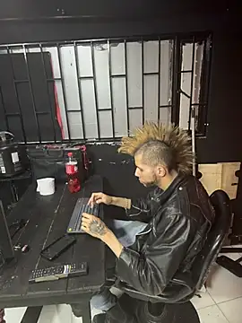 Snapshot of Master_rudeboy chatting on 11/17/25, 11:54 Master rudeboy online show from 11/17/25, 11:54