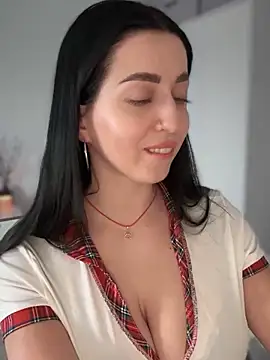 Snapshot of Emylia chatting on 01/20/25, 03:50 Emylia online show from 01/20/25, 03:50