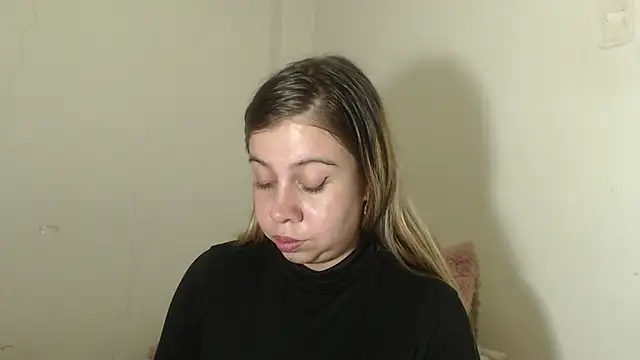 Snapshot of SweetSofty chatting on 09/09/25, 11:04 SweetSofty online show from 09/09/25, 11:04