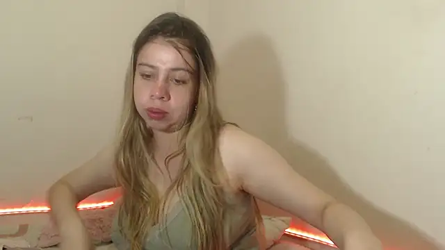 Snapshot of SweetSofty chatting on 09/14/25, 11:15 SweetSofty online show from 09/14/25, 11:15