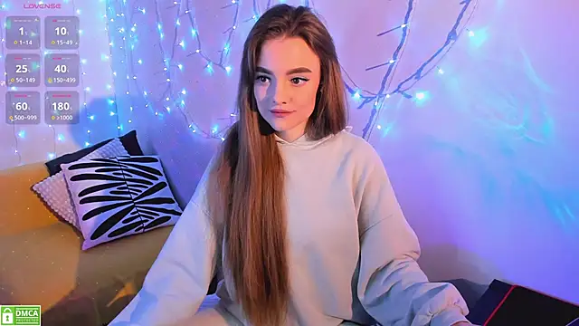 Snapshot of xwiuiwx chatting on 02/18/25, 11:19 xwiuiwx online show from 02/18/25, 11:19