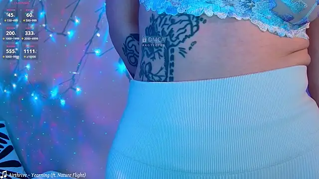 Snapshot of xwiuiwx chatting on 03/20/25, 11:56 xwiuiwx online show from 03/20/25, 11:56