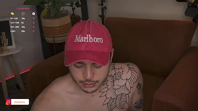 Snapshot of Arkaikomz chatting on 03/09/25, 01:35 Arkaikomz online show from 03/09/25, 01:35