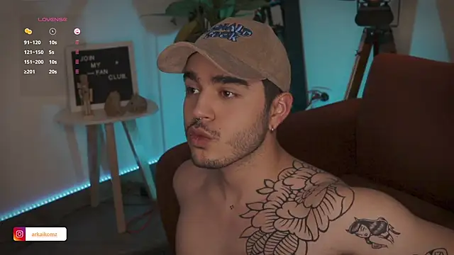 Snapshot of Arkaikomz chatting on 03/09/25, 09:14 Arkaikomz online show from 03/09/25, 09:14